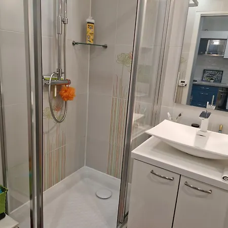 Apartment Sol-y-days Tahiti, Cab 4pers A 100m De La